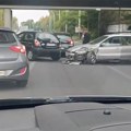 Težak sudar u Beogradu: Zauzete sve tri trake, stvaraju se ogromne gužve (Video)
