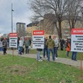 Protest Novosađana zbog izgradnje crkve na zelenoj površini u blizini kupališta Štrand