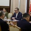 Вучић са делегацијом из Кине и председником ХБИС-а: Садржајан разговор о сарадњи