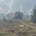 Požar na planini Plješevici kod Bihaća, zbog mina nije moguće njegovo gašenje