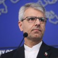 Pobesneli su: "Izmišljotina"