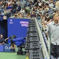 Novak Đoković povraća po terenu, US Open ne pamti ovakav izraz lica supruge Jelene