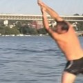 Skinuo se Jovan Memedović, pa pokazao koliko je spretan u 66. godini: Žene odlepile zbog njegovih mišića