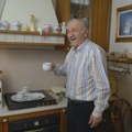 Ovo je imanje na kom je Bata Živojinoć proveo svoje poslednje dane: Vikendica u podnožju Kosmaja krije mnoge tajne našeg glumca…