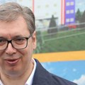 VIDEO Vučić uz prase i jagnje na ražnju obećao meštanima Pambukovice: Dobijate put do Đurđevdana