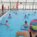 Неколико стотина малишана из Драгачева пријавило се за школу пливања