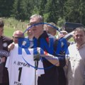 Veliki broj meštana dočekao Vučića kod velike srpske svetinje: Predsednik obišao rekonstruisani put Studenica - Rudno…
