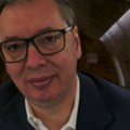 Aleksandar Vučić se obratio Zvezdi i Partizanu iz aviona: "Oni su primer za sve druge!"