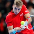 Hamad Međedović pobijedio Daniila Medvedeva za plasman u finale ATP turnira u Marseju