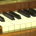 Ogroman talenat za sviranje instrumenata - ponekad ključ za nezaboravan muzički put