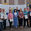 Uručeno 9 ugovora interno raseljenim licima za nabavku poljoprivredne mehanizacije