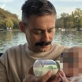 Milan Vasić hrani sina Despota sa mlekom: Neodoljive scene oca i naslednika raznežile sve: Glumac seo pored reke i komentari…
