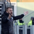 Sada je i zvanično! Legendarni De Rosi je novi trener fudbalera Đenove