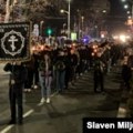 Srpski i evropski ultradesničari slave stradalog napadača na Ambasadu SAD u Beogradu