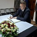 Položeni venci na Spomen groblju u Novom Sadu povodom Dana pobede nad fašizmom