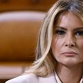 "Postoji emocionalna distanca i svi u porodici to znaju." Evo zašto Melanija Tramp nije bila na venčanju Donalda Trampa mlađeg…