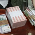 Građani Srbije duguju bankama više od 2.000 milijardi dinara: Gotovinski krediti i dalje najtraženiji