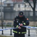 Uhapšen vozač: Nudio mito saobraćajcu, pa se zaključao u kola na pet sati