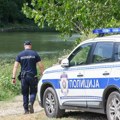 Otkriveno ko je skočio u Tamiš u Pančevu: Dvojica mladića zajedno otišla u smrt, jedno telo nađeno, za drugim se traga!