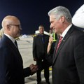 Ministar Vučević dočekao predsednika Kube na beogradskom aerodromu
