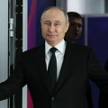 Putin: Pokret rusofila ometa pokušaje Zapada da izoluje Rusiju