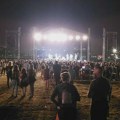 Fijasko Gitarijade u Zaječaru: U publici 76 rokera (VIDEO)