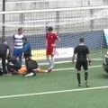 Horor na utakmici Prve lige Srbije, golman pao na zemlju, nepomično ležao, Hitna pomoć ga iznela sa terena