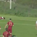 Ово се виђа једном у животу: Нико не може да верује како је постигнут гол ВИДЕО