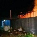 (Video) Moskva na udaru dronova! Povređena devojčica (10), haos na ulicama, ljudi beže, čuju se jauci: Ukrajinci zadali novi…