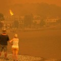 Vatra besni na Krfu i Rodosu, evakuišu se građani na Eviji: U Grčkoj izbila 64 nova požara (video)
