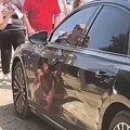 Šta se događa na stovarišu u Kosjeriću: Ćaci vs. građani, a onda i komšinica sa šmrkom (video)