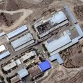 Izrael tvrdi da napada lokacije i skladišta raketa na zapadu Irana