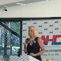 Osnivačka skupština Asocijacije novinara Srbije, predsednica Ivana Vučićević, današnji dan "prelomni za medije u Srbiji"