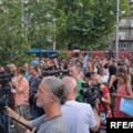 U 'prvom javnom obraćanju' studenti u blokadi Pravnog fakulteta u Beogradu optužili policiju za nasilje