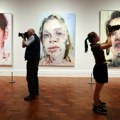Retrospektivna izložba Dženi Savil u Nacionalnoj galeriji portreta u Londonu: Telo kao sudbina, boja kao puls