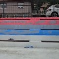 U Severnoj Mitrovici prekrečene tribine u bojama srpske zastave