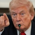 ''Варали су и ухваћени су, ово је напад на Америку''! Трамп бесни на Канаду, не бира речи