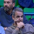 Најважнији човек Грчке бодри Ђоковића у финалу Атине, ту су и родитељи и браћа