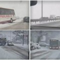 Autobus sleteo u kanalu, gradski prevoz paralisan: Sneg napravio totalni kolaps u saobraćaju