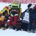 Užas na trci spusta u Austriji: Domaća skijašica Magdalena Eger se zakucala u zaštitnu ogradu pri brzini od 109 kilometara na…