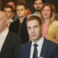 Jovanović (Autentična desnica): Primarna promena veleizdajničke vlasti, a zatim i politike