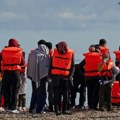 Izbeglice: Italija u Albaniji otvorila kontroverzni centar za migrante