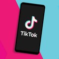 Uznemirujući trend: TikTok korisnici koriste AI za prevođenje Hitlerovih govora