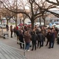 Protest ispred tužilaštva u Novom Sadu zbog hapšenja opozicionog poslanika Predraga Dragojevića