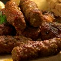 Ćevabdžinica iz Bijeljine osvojila srca ljudi zbog svojih neobičnih gostiju: "Neko bi nas mogao osuditi..."