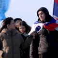 Lokalni sveštenik pomogao studentima kojima je odbijen zahtev za smeštaj u školi u Plandištu