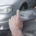 Пре него што купите половни аутомобил, извадите телефон и сликајте ових 6 ствари