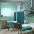 Nestale mu na stotine evra i kreditne kartice: Skandal u Kliničkom centru Crne Gore: Pacijent opljačkan dok je bio na…