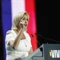 Le Pen presekla: Biću kandidatkinja