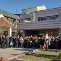 Pravde ċe biti tek kad nepravedni padnu: studenti Ekonomskog i Pravnog fakulteta u Kragujevcu odali počast nastradalima